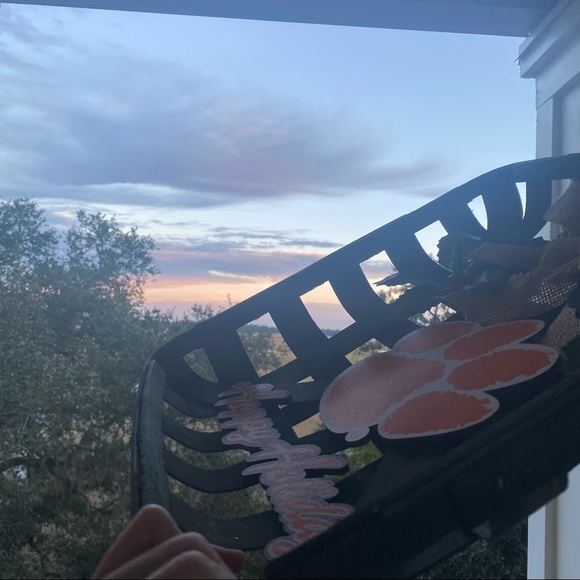 CLEMSON TIGERS 16”x16” HAPPY HOLIDAYS Hanging Basket Christmas Holiday Wreath - Picture 7 of 7